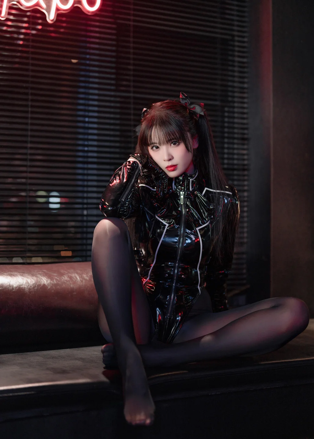 轩萧学姐 - No.080 黑丝通讯官 [60P-287MB] tg@simisebaisi 【丝足阁】015.webp